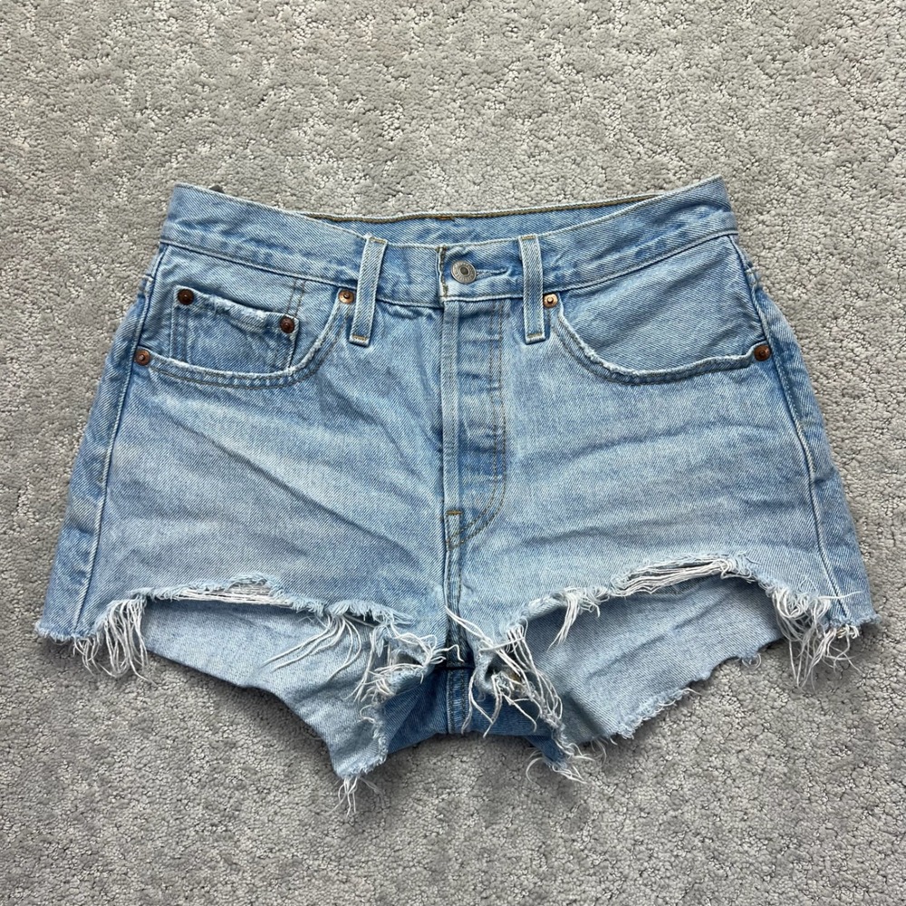 Levis Premium 501 Jean Shorts Womens Size 27 Blue Denim Distressed Jorts Big E